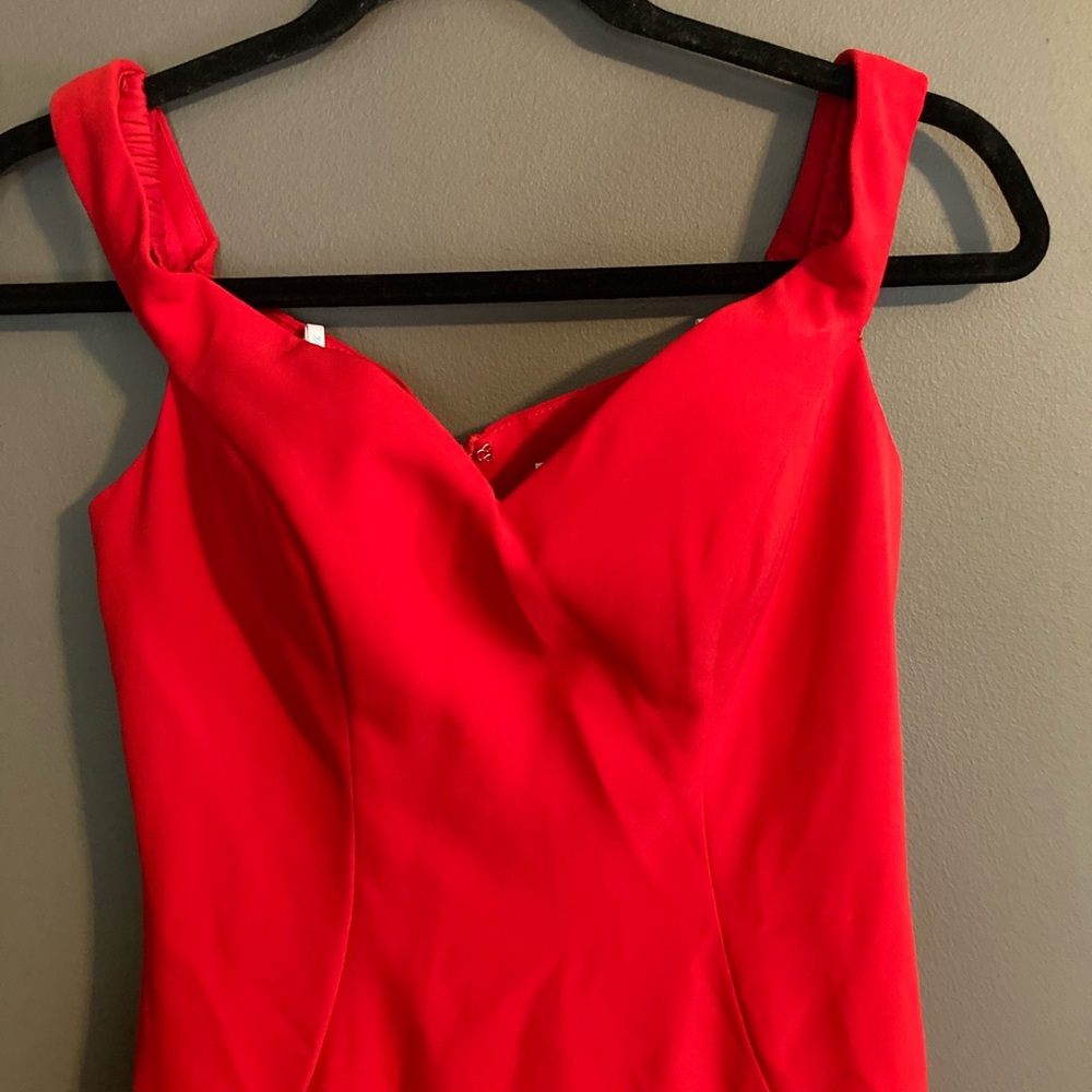 Elegant Red Prom Dress - Picture 5 of 7